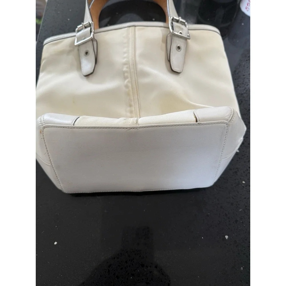 Vintage Coach Ivory Leather Satchel wide strap Tan‎ Interior